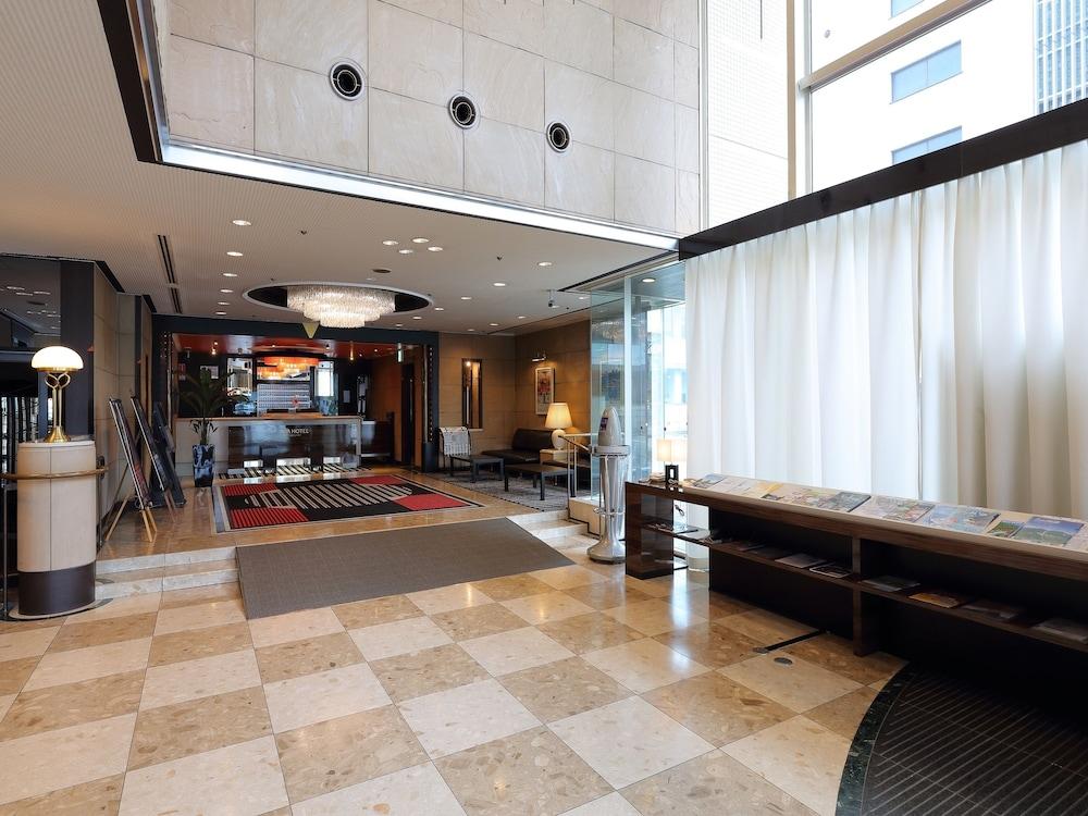 APA Hotel Takaoka-Marunouchi Exterior foto